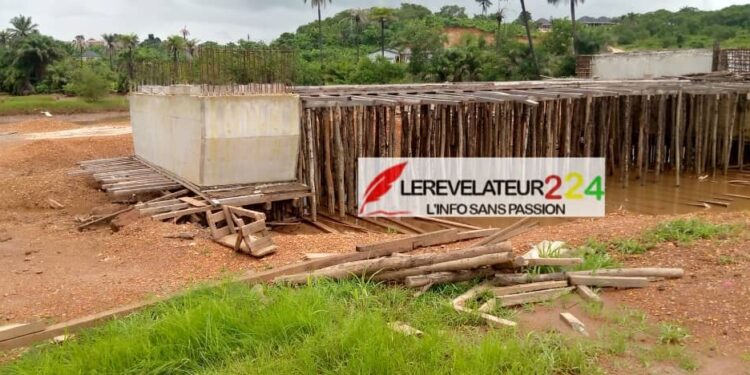 Retard des travaux de la passerelle reliant Kissassy, Bappaya et le centre-ville de Boké : le gouverneur hausse le ton