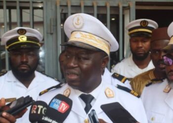 Marine Marchande : le ministre Ousmane Gaoual Diallo suspend Paul Moussa Diawara et son adjoint pour faute lourde