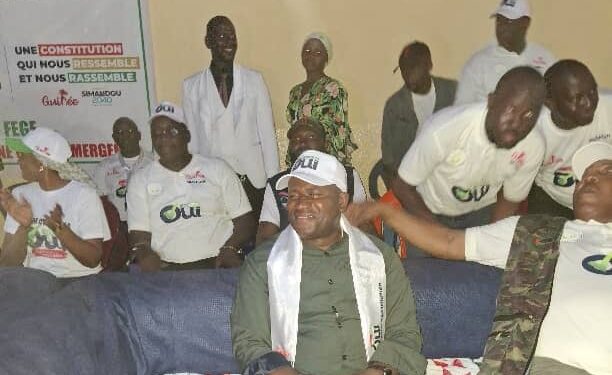 Dabola/Campagne référendaire : Le district de Fellah Hamdallaye accueille le Ministre Ismael Nabé avec le slogan « Oui 100% »