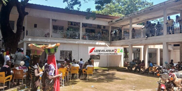 Vote référendaire Siguiri : Des « grincements de dents» autour des primes de formation des membres des bureaux de vote…