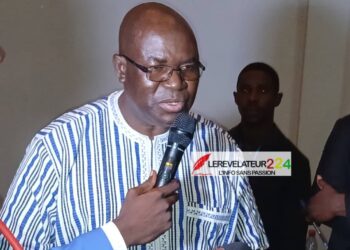 Dr. Faya Millinomo: ‘’Notre société est malade de manque d&rsquo;alternance…’’