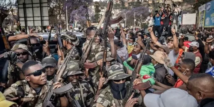 Coup d’Etat à Madagascar : les militaires s’emparent du pouvoir