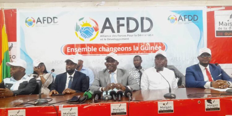 Marché de Cosa : les commerçants protestent contre la hausse des taxes et le retour d’une ancienne équipe de gestion
