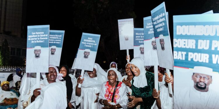 KALOUM : Des femmes invitent le général Mamadi Doumbouya à se porter candidat