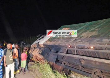 KISSIDOUGOU : un camion se renverse et tue deux jeunes à faramakoura