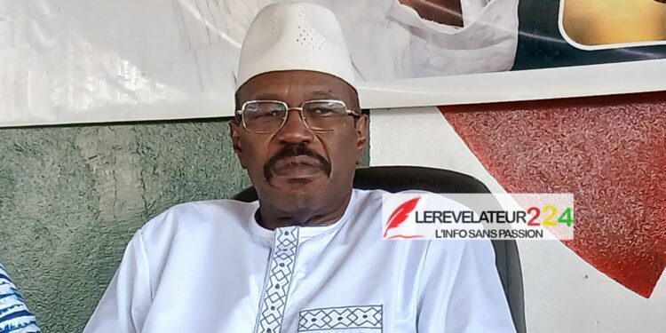 Désigné candidat du PADES à la présidentielle du 28 décembre, Dr. Ousmane Kaba s’exprime : ‘’Oui, j’accepte votre demande’’