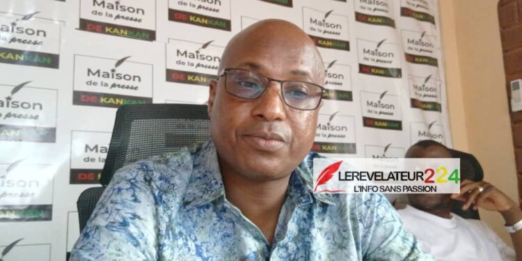 KANKAN: entre émotion et gratitude, Mamadou Djan Bora Diallo fait ses adieux à la presse locale