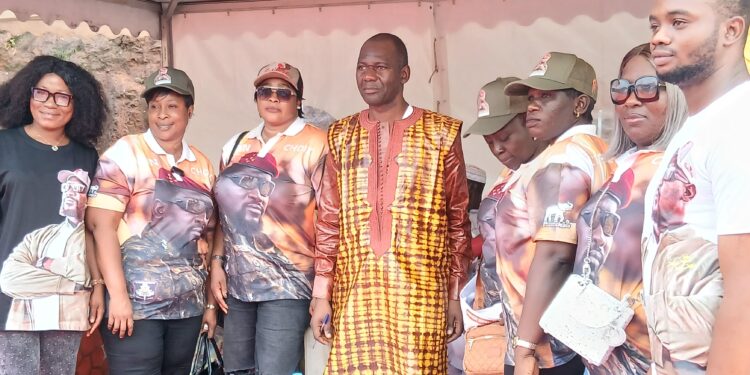 Présidentielle du 28 décembre : les jeunes leaders de Dabompa s’alignent derrière le candidat Mamadi Doumbouya
