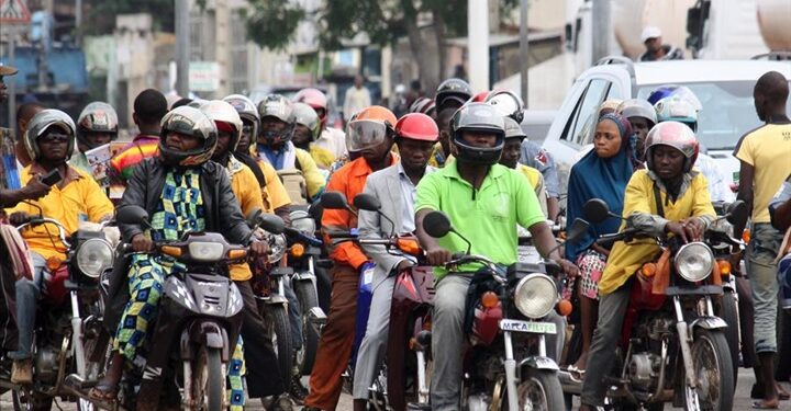 Permis moto obligatoire : « aucune obligation immédiate », selon ministre des transports