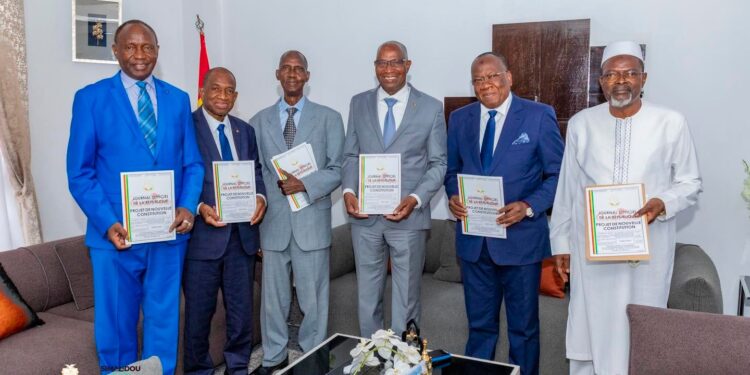 Des Premiers ministres ne font pas ça ! (Par Souleymane Souza Konaté)