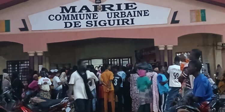 Guinée : 6, 7 millions d’électeurs convoqués aux urnes ce dimanche