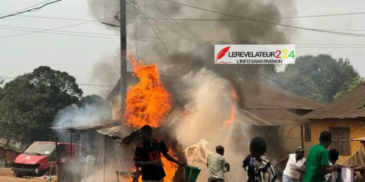 KINDIA : une boutique et tout son contenu consumés dans un violent incendie