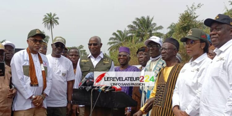 Infrastructures routières : Bah Oury lance les travaux de bitumage de la route N&rsquo;Zérékoré-Yomou