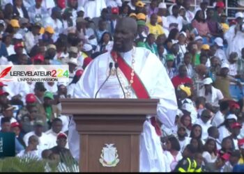 Mamadi Doumbouya aux Guinéens : ‘’On ne construit pas une nation dans la division et on ne bâtit pas la prospérité sur la haine’’