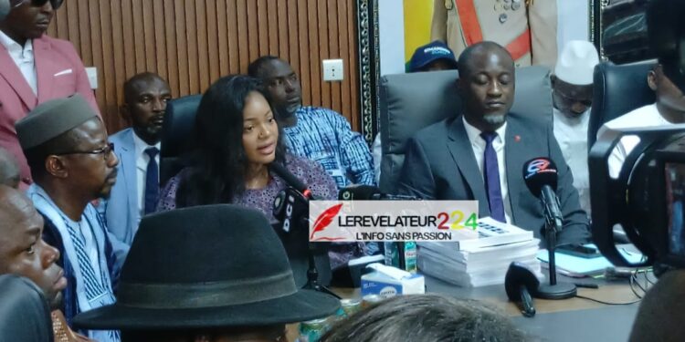 Guinée : Khaïté Sall prend officiellement les rênes du ministère de la Santé et de l’hygiène publique