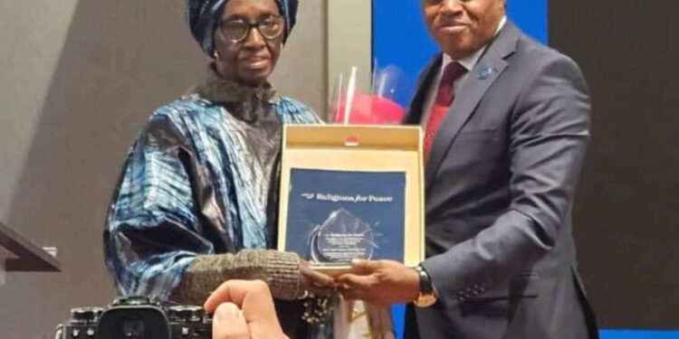 Hadja Mariama Sow distinguée à New York, une fierté nationale