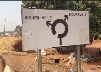 Insolite à Siguiri: Un homme tente d’égorger sa femme, avant de retourner l’arme contre lui