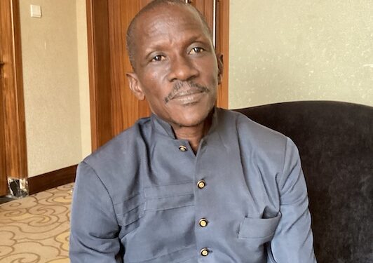 Élections législatives et communales : Dr. Alhassane Makanéra plaide pour un durcissement des critères d’éligibilité