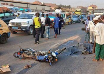 Horreur à Manéah : Deux morts dans une collision entre un camion et une moto à Gomboyah