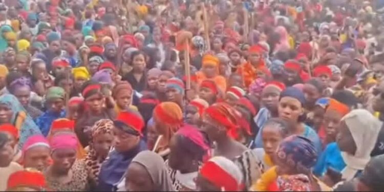 Émergence Magazine Awards 2026 : voici les nominés dans les catégories « Femme Entrepreneure » et « Jeune Entrepreneur » (Communiqué)