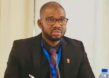 Cheikh Yérim Seck, un homme controversé au passé lourd, ne peut ternir l’image d’un chef de l’État en phase avec son peuple (Par Macka Baldé)
