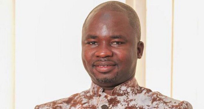 Urgence dans l’Éducation : Entre unité syndicale et inertie de l’État, le SNEFAG exige la reprise immédiate des négociations (Par Ibrahim Mansare)