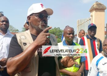 Journée d&rsquo;assainissement : forte mobilisation des communautés de Yomou autour du préfet