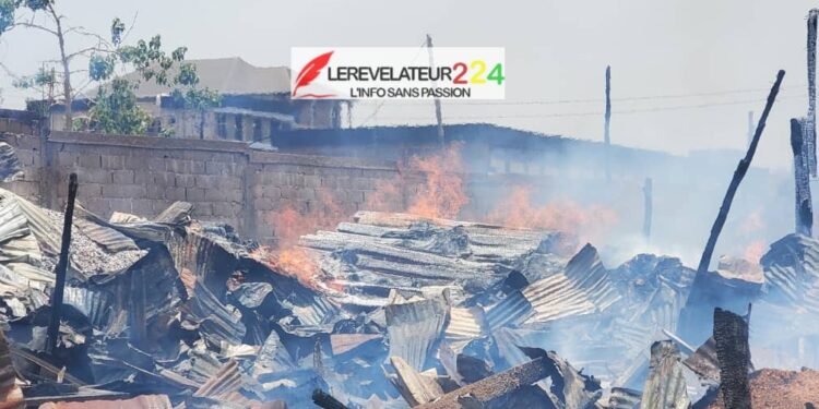 KINDIA : six machines et 2 500 bois, d’une valeur de 800 millions GNF, ravagés dans un incendie