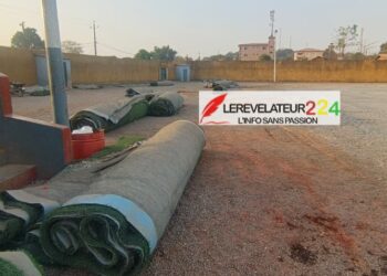 Extension du Stade 1er Mai de Boké : le directeur alerte sur un risque de retard des travaux