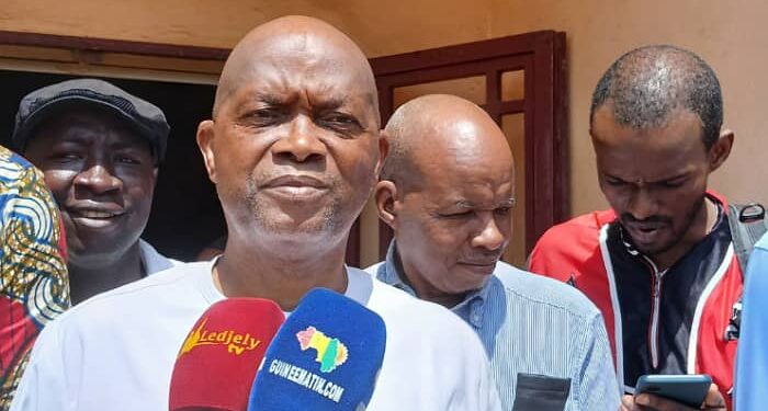 Crise au sein de l’intersyndicale de l’éducation : le SLECG désapprouve l’appel à une assemblée générale du SNE