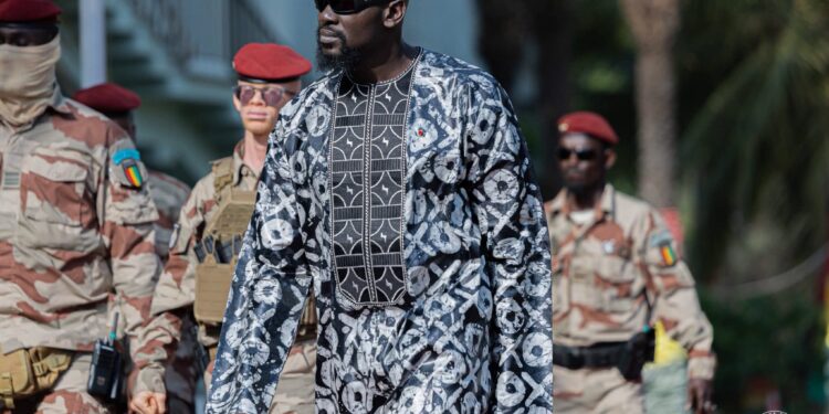 Conakry : le Général Mamadi Doumbouya s&rsquo;indigne de l&rsquo;insalubrité et ordonne le déploiement de l&rsquo;armée