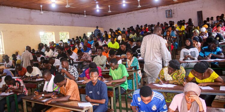 Université Julius Nyéréré de Kankan: Près de 8 000 étudiants affrontent les évaluations finales