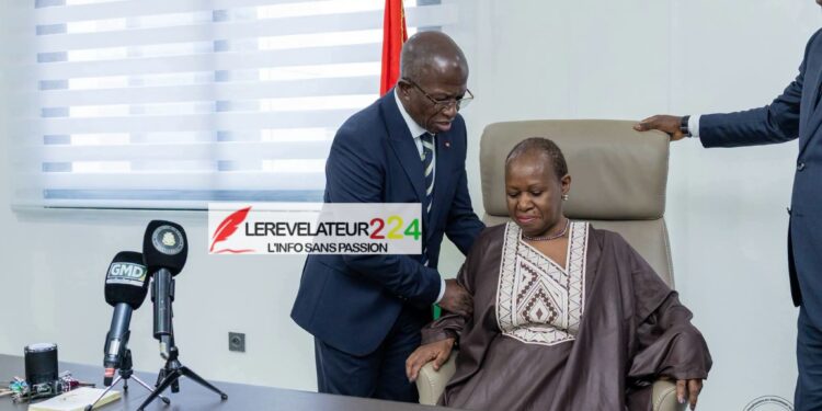 Passation au ministère de l’Éducation : Bintou Keïta mise sur la continuité et la performance