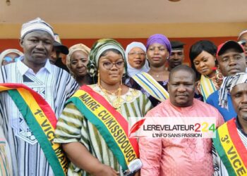 Mairie de Kissidougou : mobilisation grandiose pour l&rsquo;installation de Marie Louise Kona Sidibé, première femme à la tête de la commune