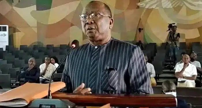 ​Verdict à la CRIEF : l&rsquo;ex-ministre Oyé Guilavogui écope de 6 ans de prison et de la saisie de ses biens