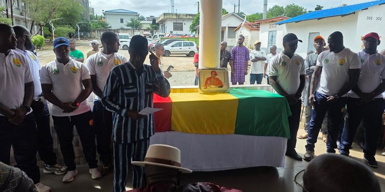 Levée du corps de Hadja AYE MANSARE : le football guinéen rend un vibrant hommage à une pionnière (Par Aboubacar Sakho)
