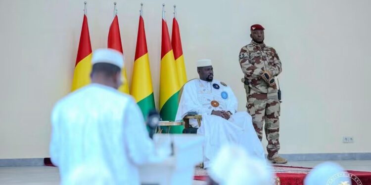 Distinction honorifique : Dr. Dansa Kourouma exprime sa gratitude au Chef de l&rsquo;État et dédie sa médaille à l&rsquo;effort collectif
