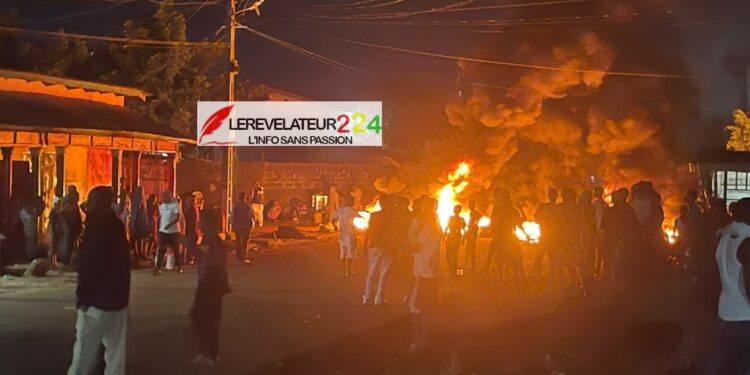 Lambanyi: des citoyens dans la rue après 5 jours sans électricité au quartier Kiroti