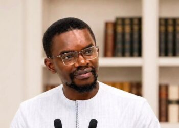 Guinée : sans médicaments accessibles, la couverture sanitaire universelle restera un idéal (Par Dr. Karamo Kaba)